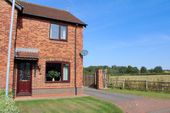 2 bedroom semi-detached house for sale