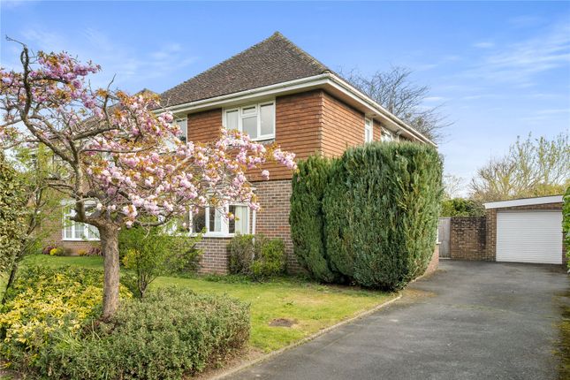 Ferndown Gardens, Cobham, Surrey, KT11 3 bed detached house for sale