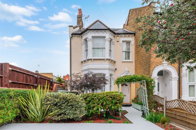 Alexandra Road, London SW19 4 bed house for sale