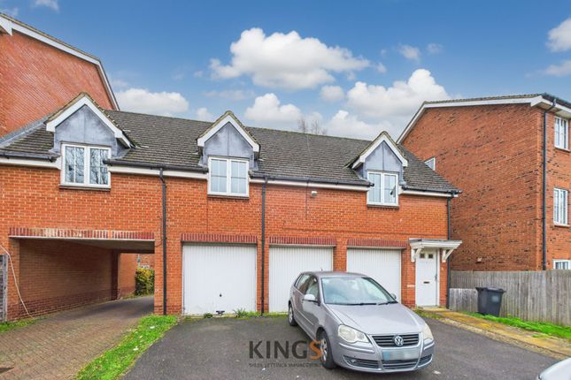 Dragon Road, Hatfield, AL10 2 bed coach house for sale