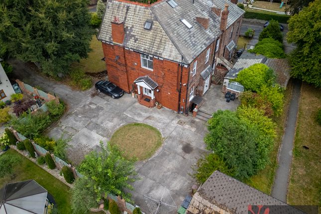 5 bedroom semi-detached house for sale