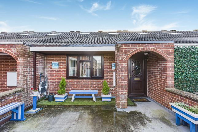 Savile Way, Wantage, OX12 2 bed maisonette for sale