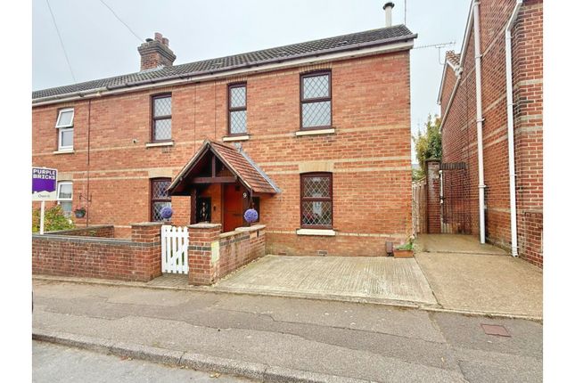 4 bedroom semi-detached house for sale