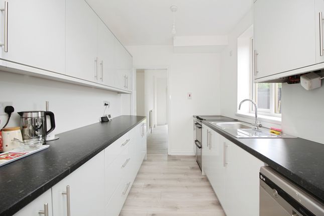 Braunstone Lane, Leicester, LE3 4 bed semi