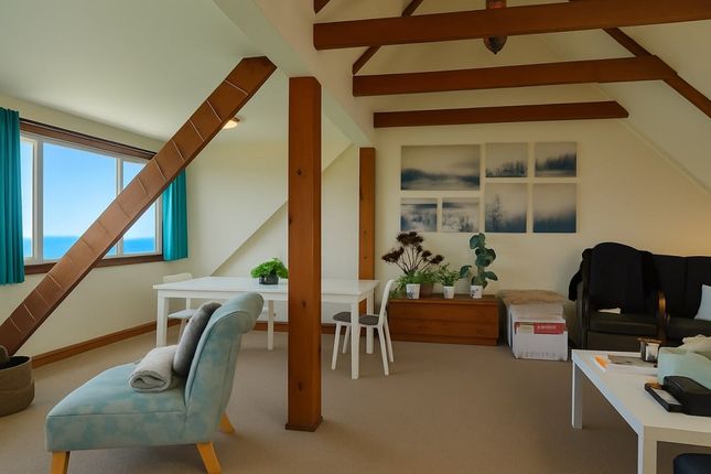 Atlantic Road, Newquay, TR7 4 bed maisonette for sale