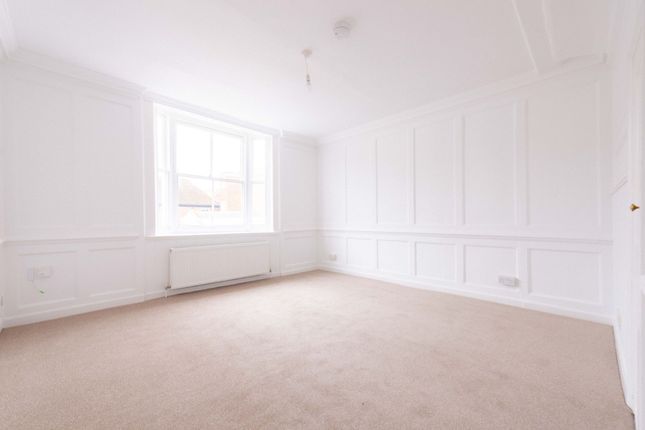 Partridge Lane, Faversham, ME13 2 bed flat for sale