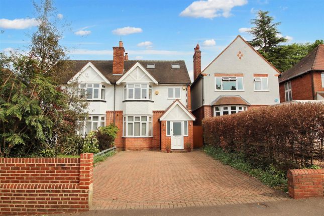 4 bedroom semi-detached house for sale
