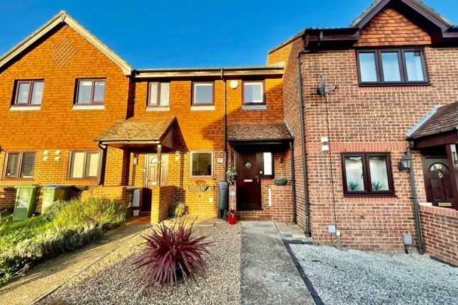 Charlotte Close, Bexleyheath, Kent, DA6 2 bed terraced house for sale