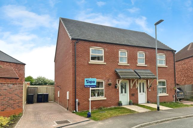 3 bedroom semi-detached house for sale