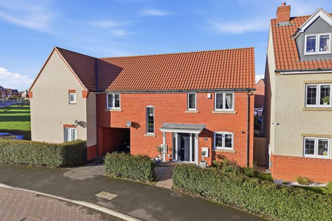 4 bedroom semi-detached house for sale