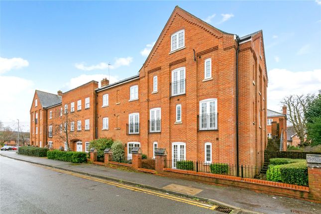 Malthouse Way, Marlow... 3 bed apartment for sale