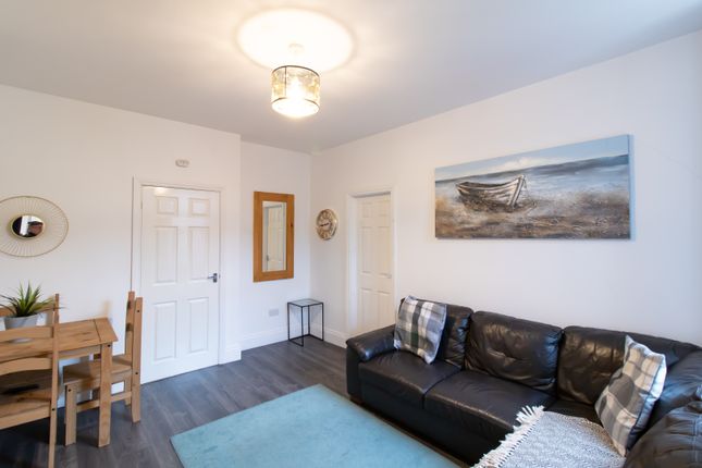3 bed flat