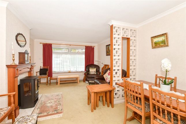 Kiln Road, Crawley Down, West Sussex 2 bed detached bungalow for sale