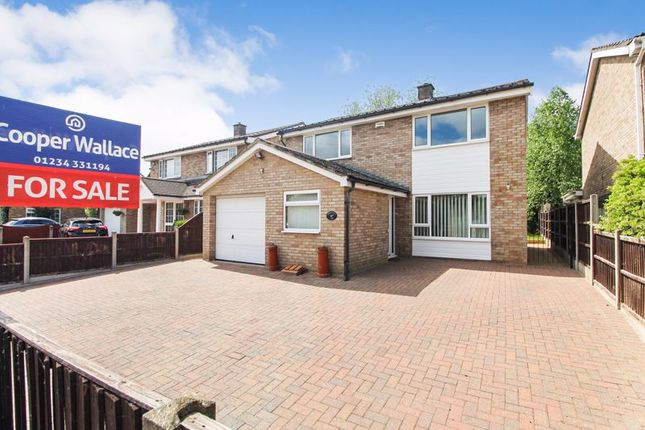 4 bed detached house