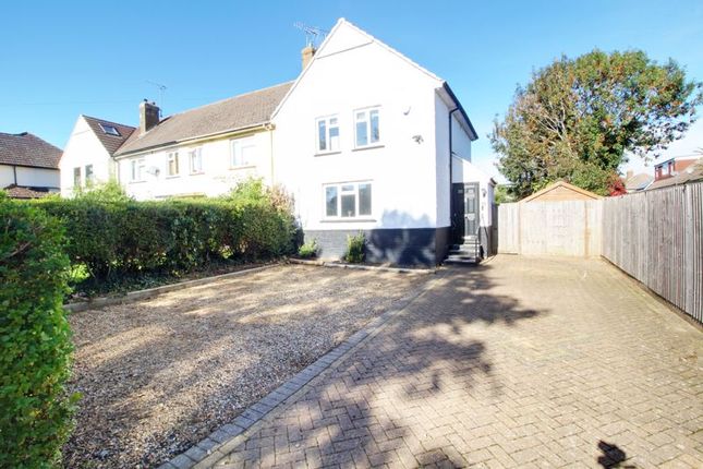 Goffs Oak Avenue, Goffs Oak EN7 3 bed terraced house for sale