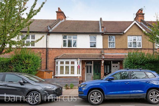 3 bedroom maisonette for sale