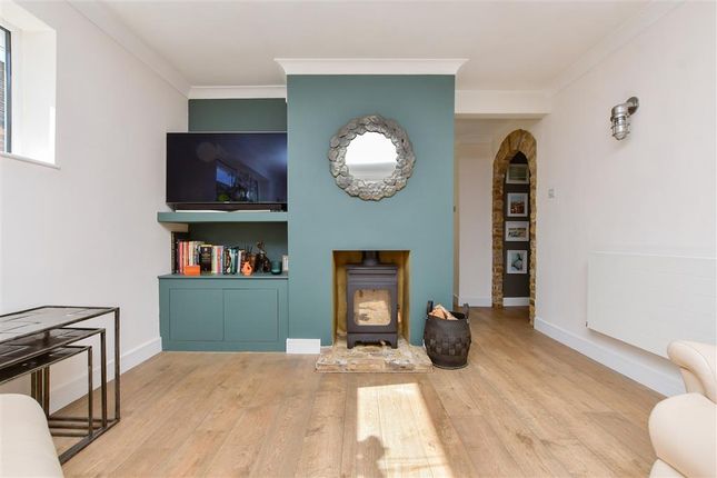 Linden Avenue, Broadstairs, Kent 2 bed detached bungalow for sale