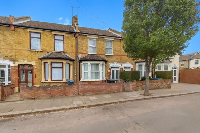 Oxford Road, Enfield, EN3 3 bed terraced house for sale
