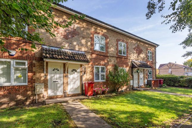 Maplin Park, Langley SL3 2 bed maisonette for sale