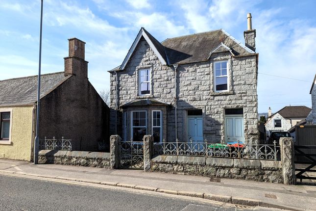 4 bed detached house