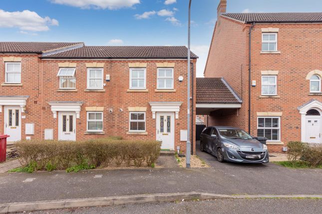 Parsons Road, Langley SL3 2 bed end of terrace house for sale
