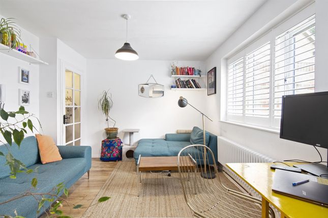 Bream Close, London, N179DW 1 bed flat for sale
