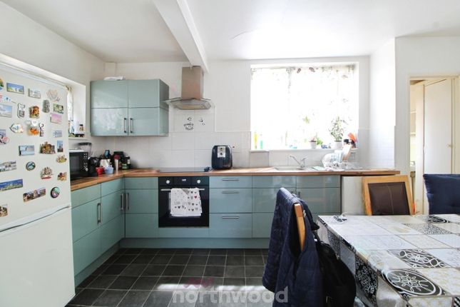 Everingham Road, Doncaster DN4 2 bed semi