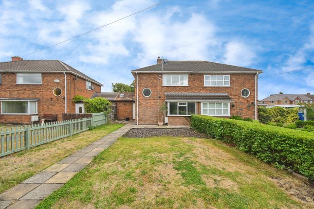 2 bedroom semi-detached house for sale