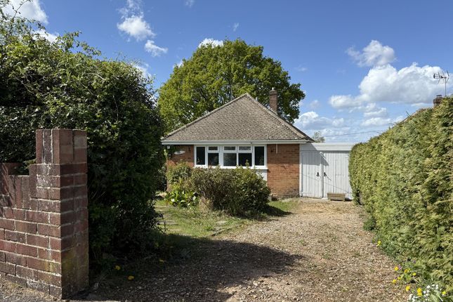 Douglas Way, Hythe, SO45 3 bed detached bungalow for sale