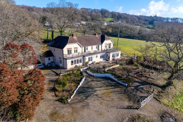 Underhill, Salisbury SP3 6 bed detached house for sale
