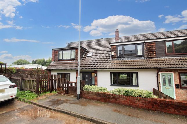 Cranberry Avenue, Todmorden OL14 5 bed semi