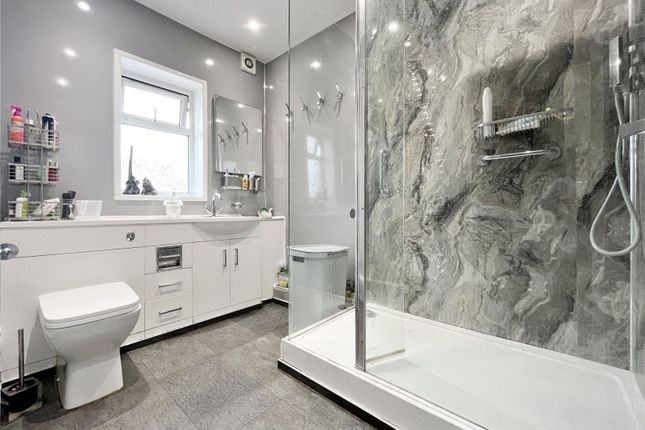 Jeffery Street, Gillingham, Kent, ME7 3 bed semi