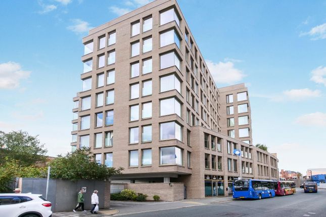 Penthouse, Ryedale House, York 3 bed penthouse for sale