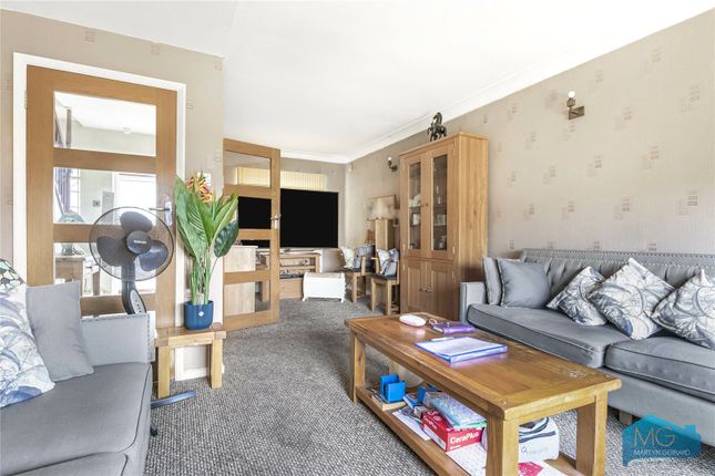 Howcroft Crescent, London, N3 3 bed detached house for sale