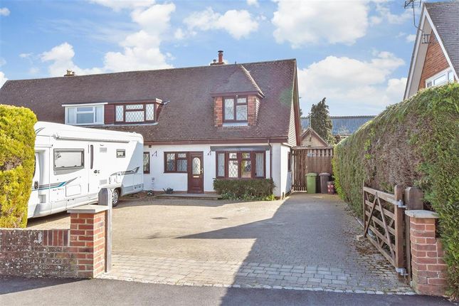 Buckingham Road, Petersfield, Hampshire 3 bed semi