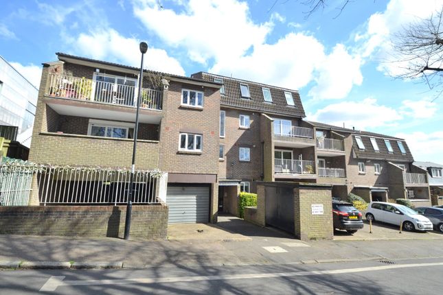 Taylors Lane, Sydenham SE26 1 bed flat for sale