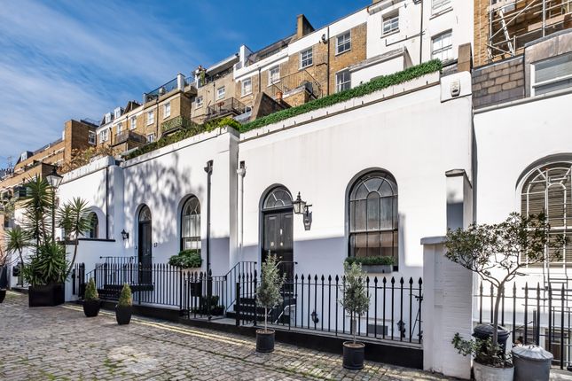 4 bedroom mews property for sale