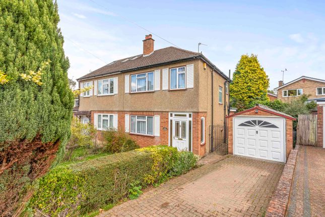 Beel Close, Little Chalfont 3 bed semi