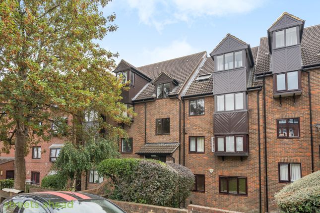 Mowbray Road, London, SE19 1 bed apartment for sale