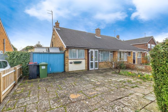 2 bedroom semi-detached bungalow for sale