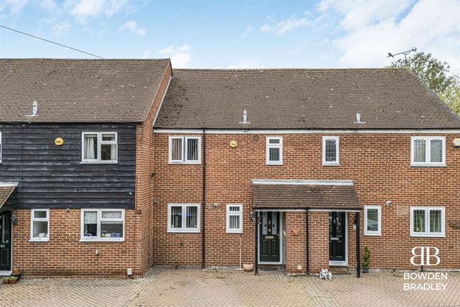 Millers Close, Chigwell 3 bed terraced house for sale