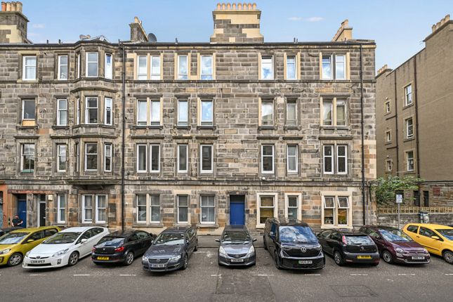 4 2f2, Edina Street, Edinburgh, EH7 5PN 1 bed flat for sale