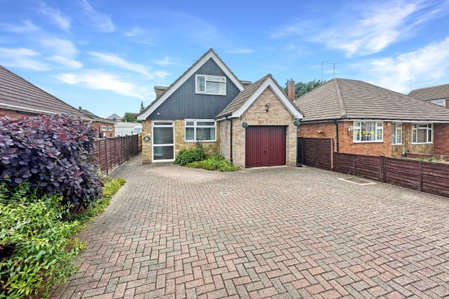 Riverside Road, Luton 4 bed detached bungalow for sale