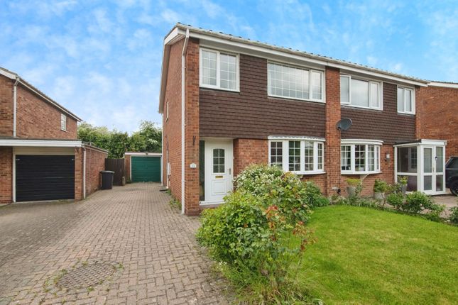 3 bedroom semi-detached house for sale