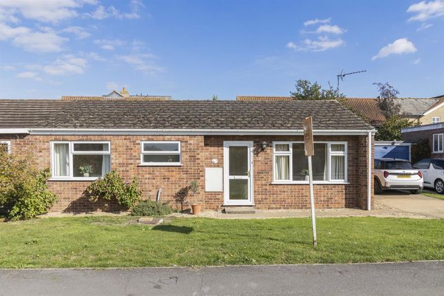 2 bedroom semi-detached bungalow for sale