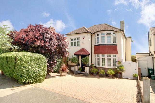 AUSTIN ROAD, ORPINGTON BR5 3 bed detached house for sale