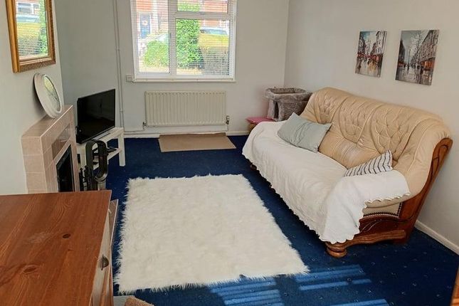 2 bed detached house