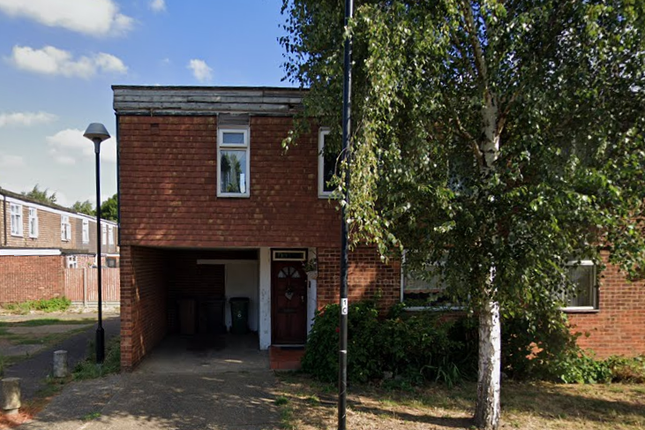 3 bed end terrace house
