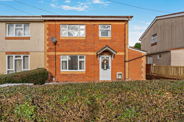 Elm Street, Pontypridd, CF37 3 bed semi