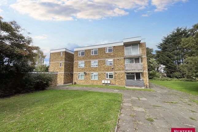 Simmons Close, London 2 bed apartment for sale